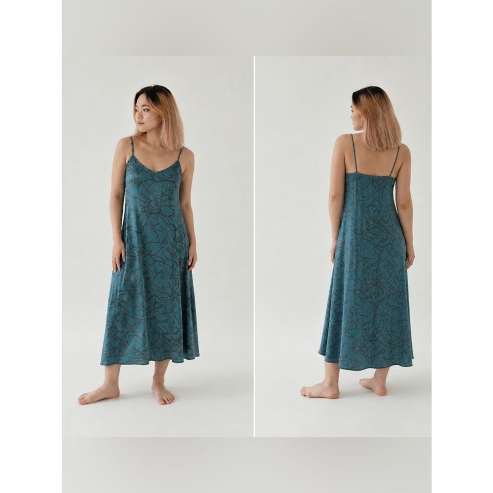 GAP Maxi Dress Turquoise Floral Print Sleeveless Y2K Summer Floral V Neck Size 4
